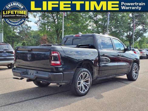 Used 2023 RAM 1500 Laramie AWD/4WD image 5