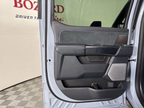 New 2026 Ford F350 Platinum w/ Tremor Off-Road Package image 19