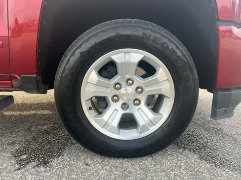 Used 2018 Chevrolet Silverado 1500 LT w/ All Star Edition image 33