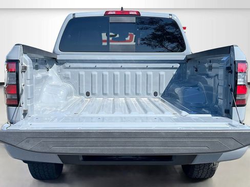 Used 2024 Nissan Frontier PRO-4X w/ Technology Package AWD/4WD image 24
