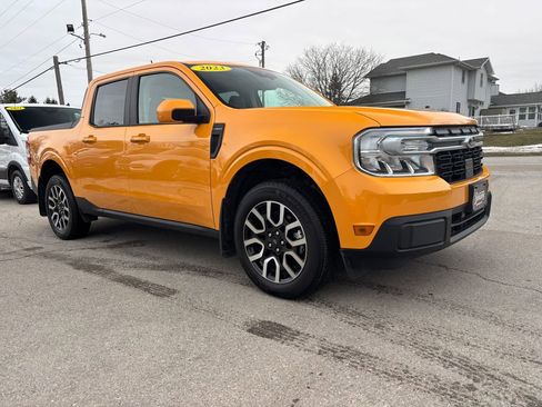 Used 2023 Ford Maverick Lariat w/ Lariat Luxury Package image 3