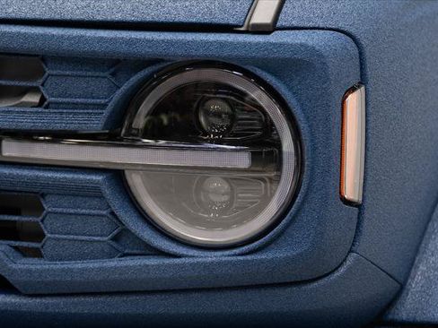 Used 2025 Ford Bronco 4-Door AWD/4WD image 33