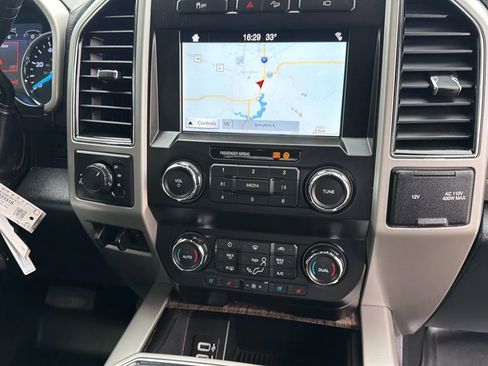 Used 2019 Ford F250 Lariat w/ Chrome Package image 89