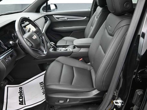 Used 2024 Cadillac XT6 Luxury w/ LPO, Floor Liner Package AWD/4WD image 23