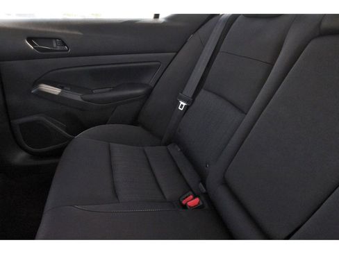 Used 2024 Nissan Altima 2.5 S FWD image 14