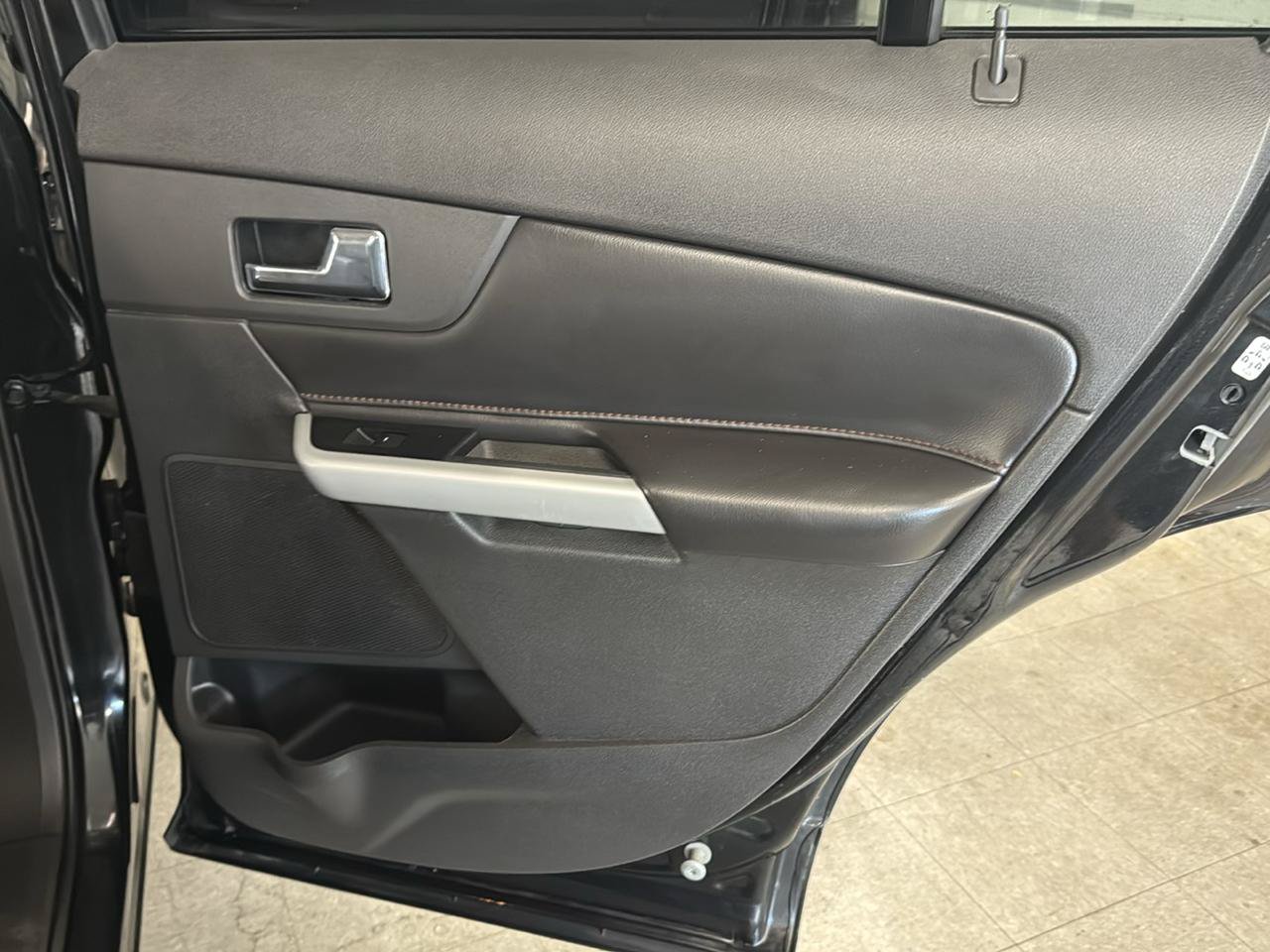 Used 2013 Ford Edge SEL FWD image 53