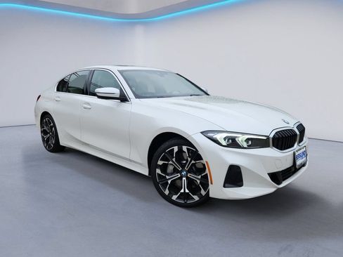 Used 2026 BMW 330i xDrive Sedan w/ Premium Package AWD/4WD image 2