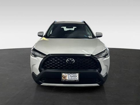 Used 2024 Toyota Corolla Cross LE AWD/4WD image 3