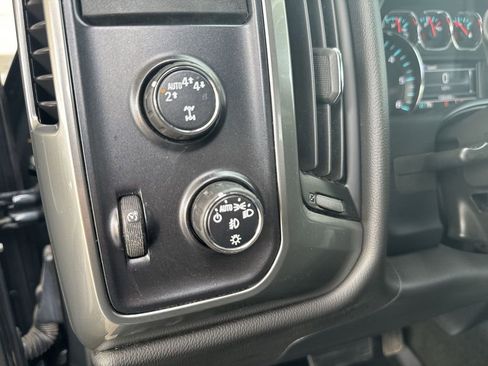 Certified 2018 Chevrolet Silverado 1500 LT w/ All Star Edition AWD/4WD image 23