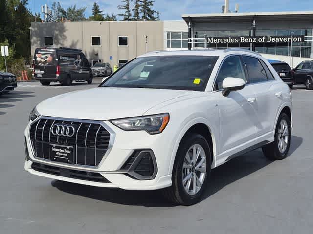 Used 2022 Audi Q3 2.0T Premium AWD/4WD image 4