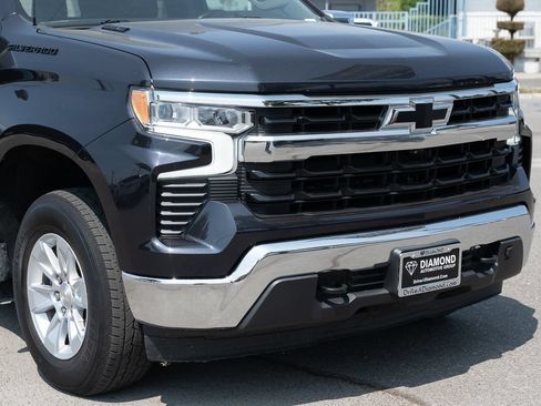 Used 2023 Chevrolet Silverado 1500 LT w/ Safety Package RWD image 9