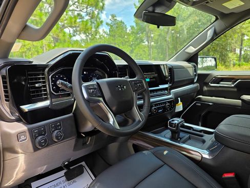 New 2026 Chevrolet Silverado 1500 LT Trail Boss w/ LT Trail Boss Premium Package AWD/4WD image 13