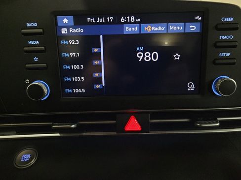 Used 2023 Hyundai Elantra SEL w/ Cargo Package FWD image 25