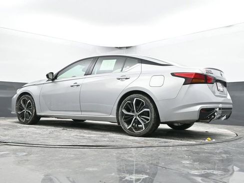 Used 2024 Nissan Altima 2.5 SR image 46