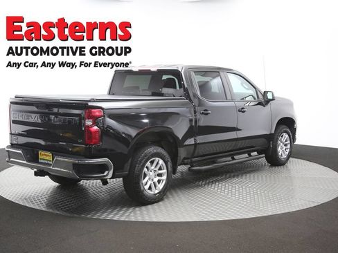 Used 2023 Chevrolet Silverado 1500 LT AWD/4WD image 43