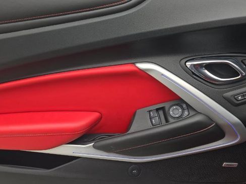 Used 2016 Chevrolet Camaro SS image 7