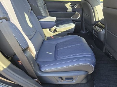 New 2026 INFINITI QX80 Sport image 24