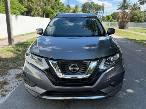 Used 2019 Nissan Rogue SV FWD image 4