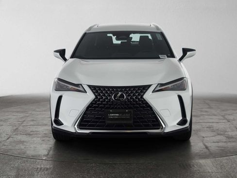Certified 2026 Lexus UX 300h FWD image 8