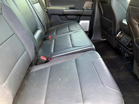 Used 2025 Ford F150 Raptor AWD/4WD image 13