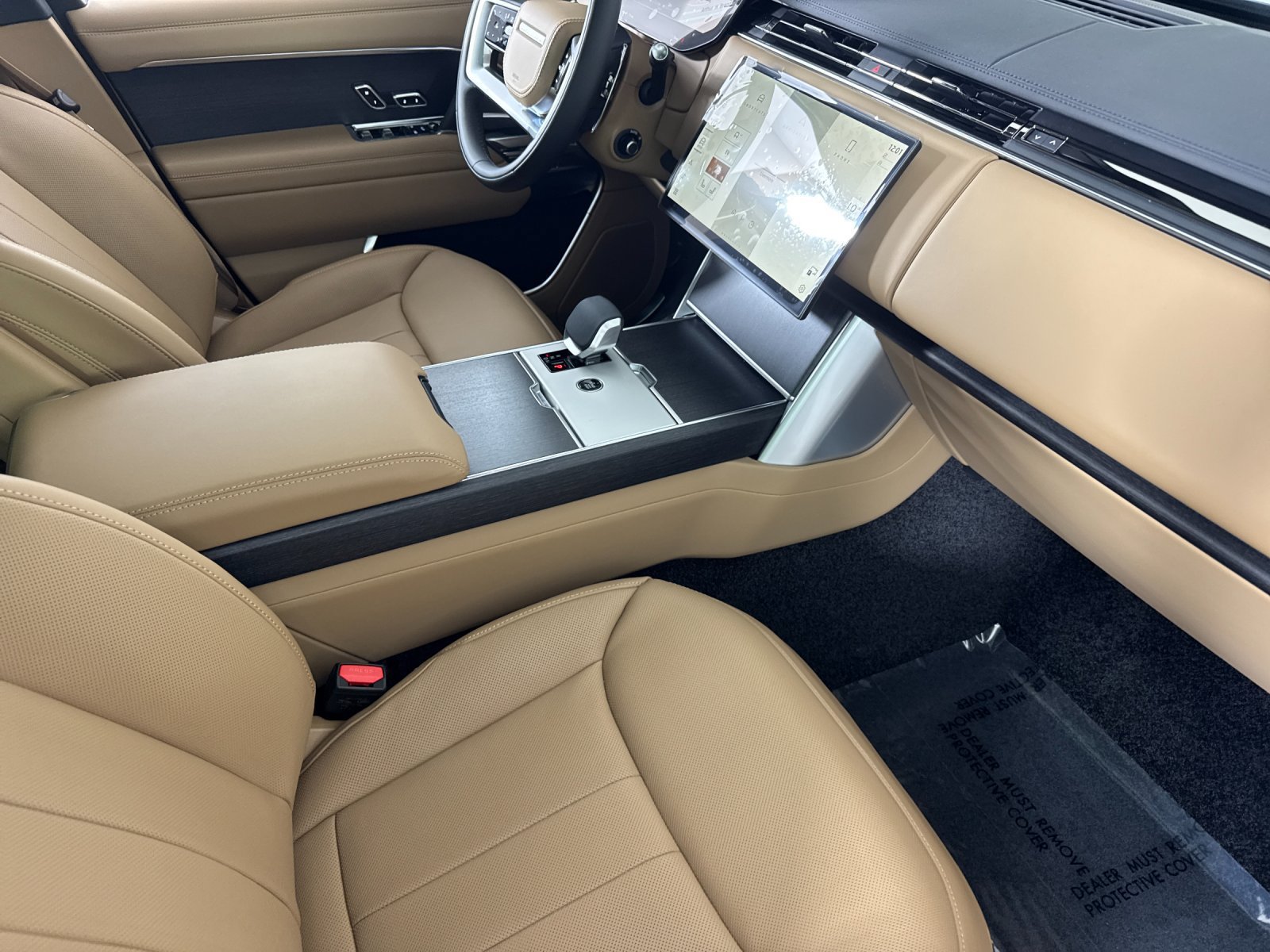 New 2026 Land Rover Range Rover SE AWD/4WD image 16