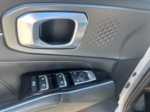 Used 2022 Kia Sorento SX AWD/4WD image 18