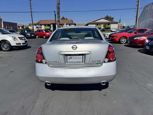 Used 2006 Nissan Altima 3.5 SE FWD image 3