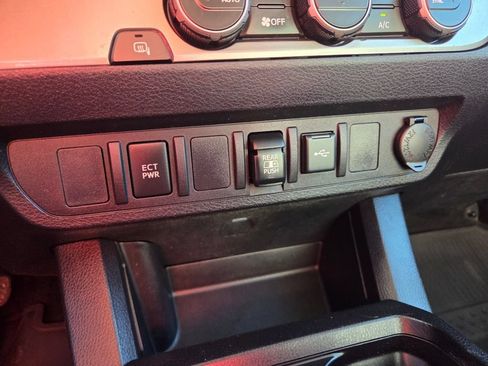 Used 2021 Toyota Tacoma SR5 RWD image 26