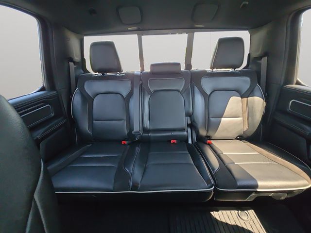 Used 2024 RAM 1500 Laramie AWD/4WD image 15
