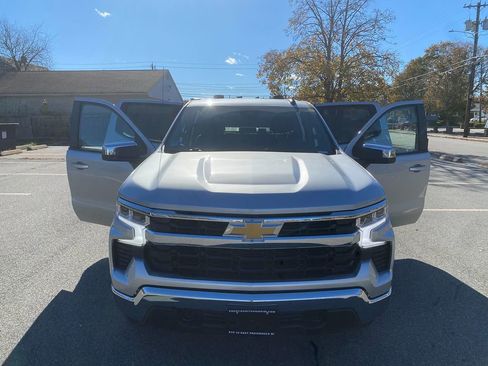 Used 2022 Chevrolet Silverado 1500 LT image 31