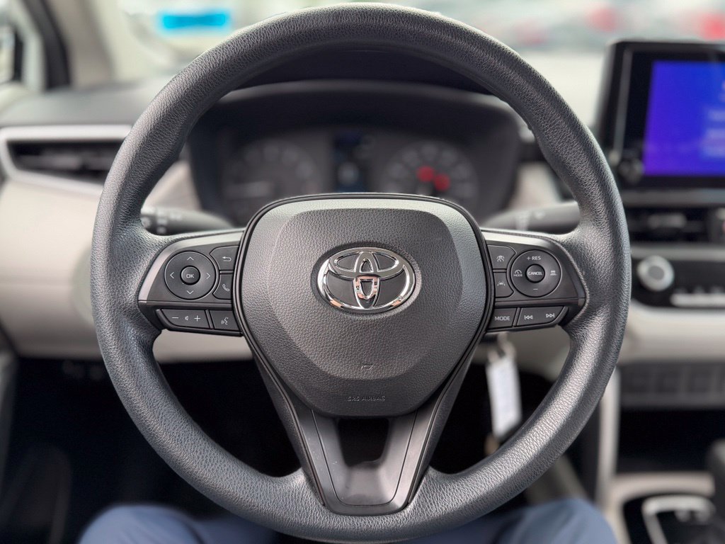 Used 2024 Toyota Corolla Cross L FWD image 7