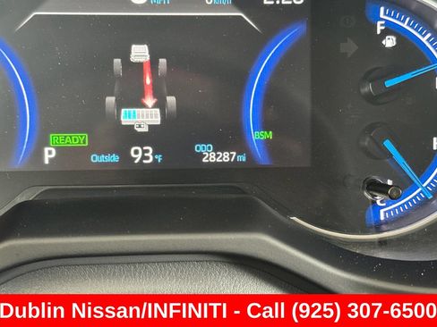 Used 2025 Toyota RAV4 XLE AWD/4WD image 42