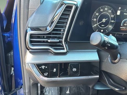 Used 2024 Kia Sportage SX image 22