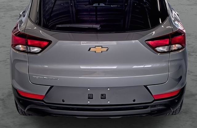 New 2026 Chevrolet TrailBlazer LS w/ LS Convenience Package FWD image 11