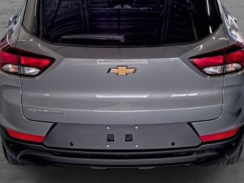 New 2026 Chevrolet TrailBlazer LS w/ LS Convenience Package FWD image 11