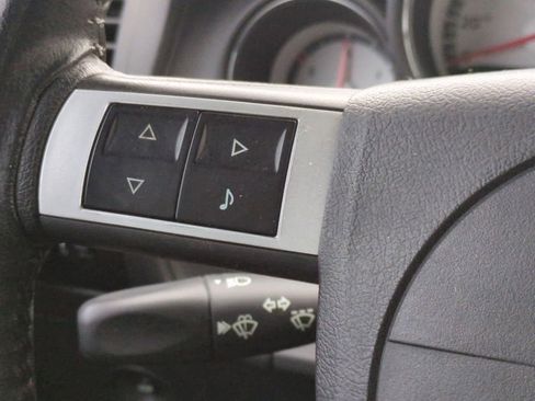 Used 2009 Dodge Challenger R/T image 22