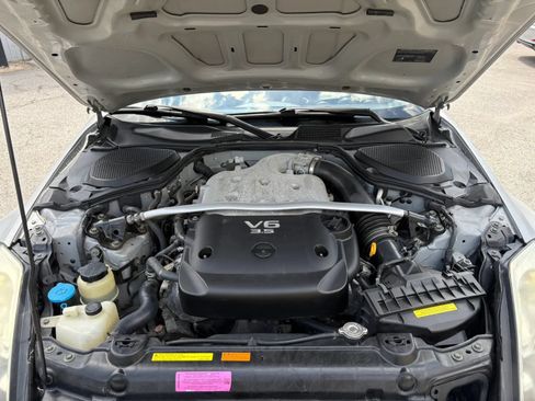 Used 2006 Nissan 350Z Touring RWD image 28