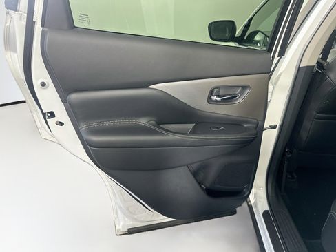Used 2024 Nissan Murano SV FWD image 25
