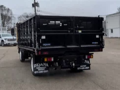 Used 2024 Chevrolet Low Cab Forward image 7