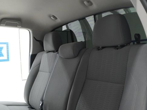Used 2019 Toyota Tacoma SR5 RWD image 23