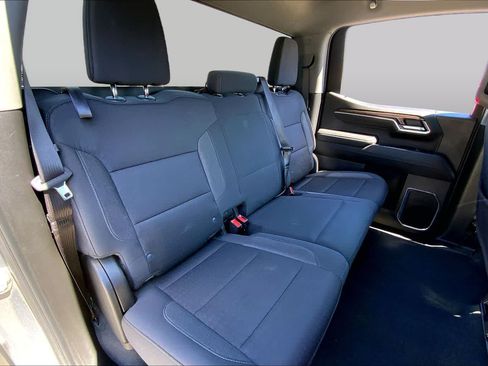 Used 2025 Chevrolet Silverado 1500 LT AWD/4WD image 32