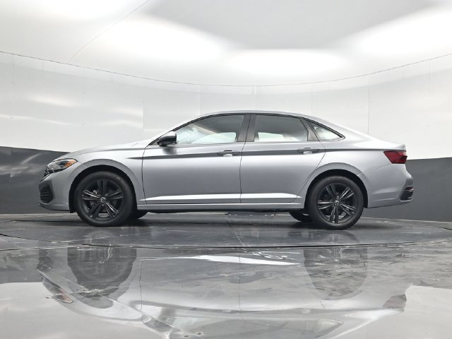 Used 2023 Volkswagen Jetta SE FWD image 51