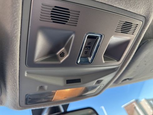 Used 2009 Jaguar XF Luxury image 20