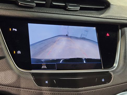 Used 2025 Cadillac XT5 Premium Luxury image 32