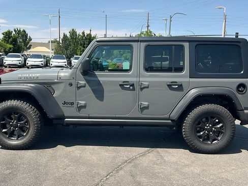 Used 2021 Jeep Wrangler Unlimited Sport AWD/4WD image 8