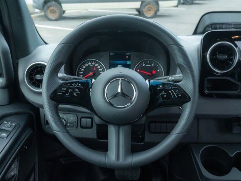 New 2025 Mercedes-Benz Sprinter 2500 image 20