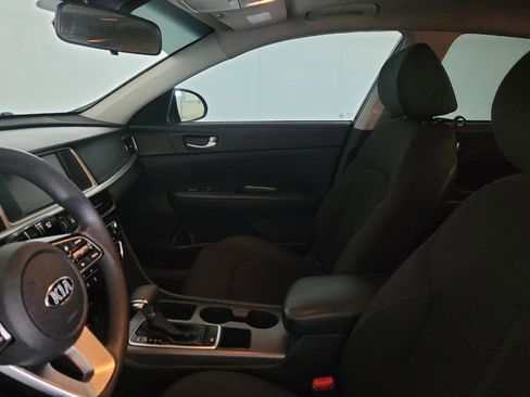 Used 2020 Kia Optima LX FWD image 17
