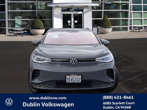 Used 2023 Volkswagen ID.4 Pro S image 2
