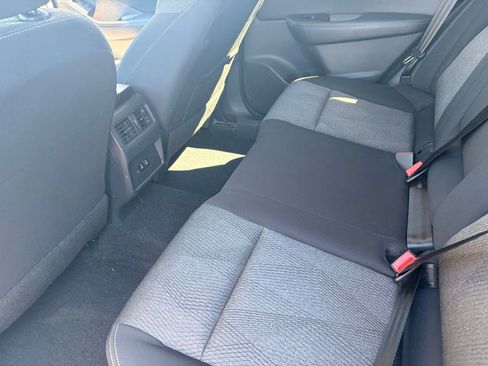 Certified 2025 Nissan Rogue SV FWD image 15