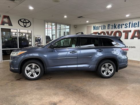 Used 2015 Toyota Highlander Limited Platinum AWD/4WD image 7